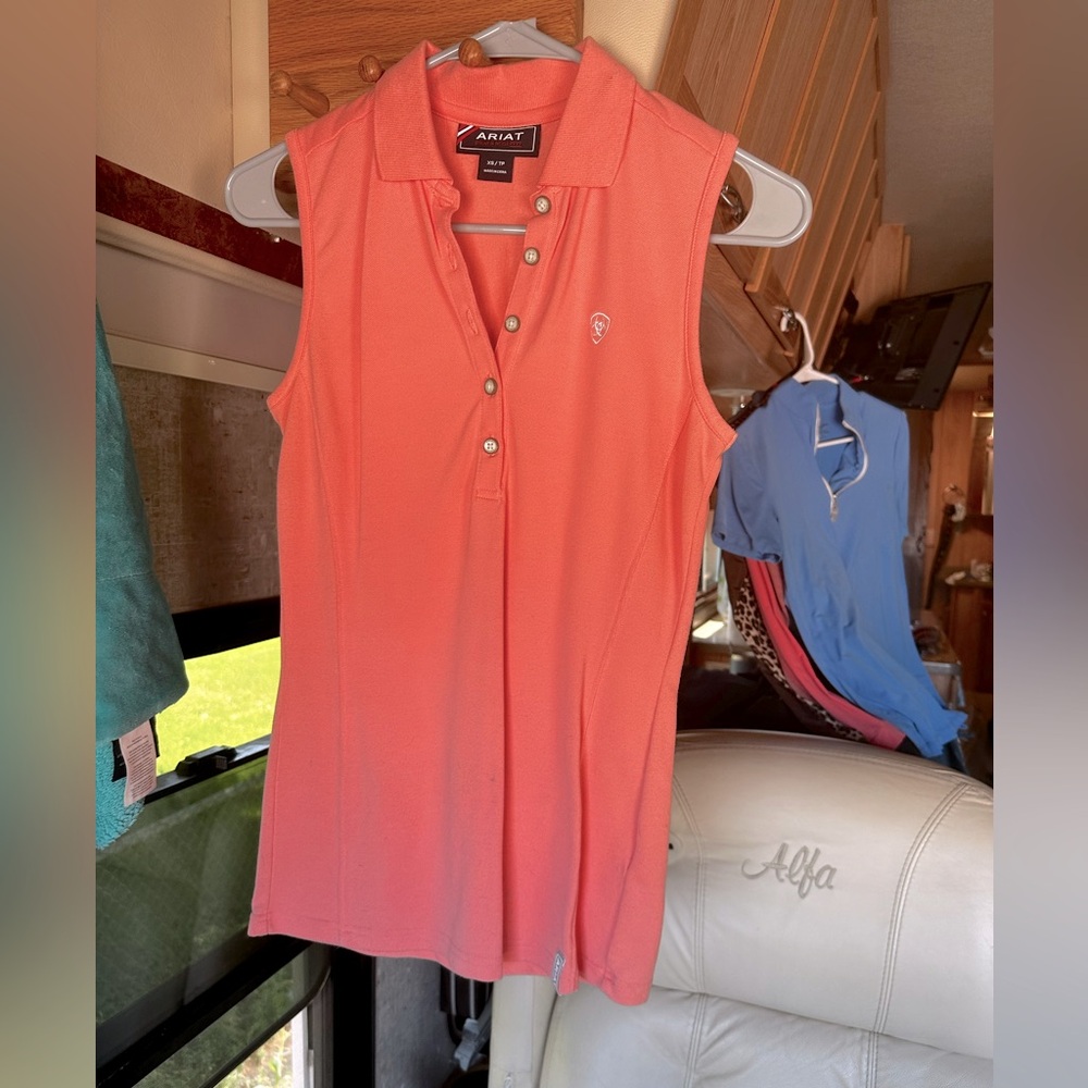 Ariat Women's Sleeveless Coral Button Down Shirt